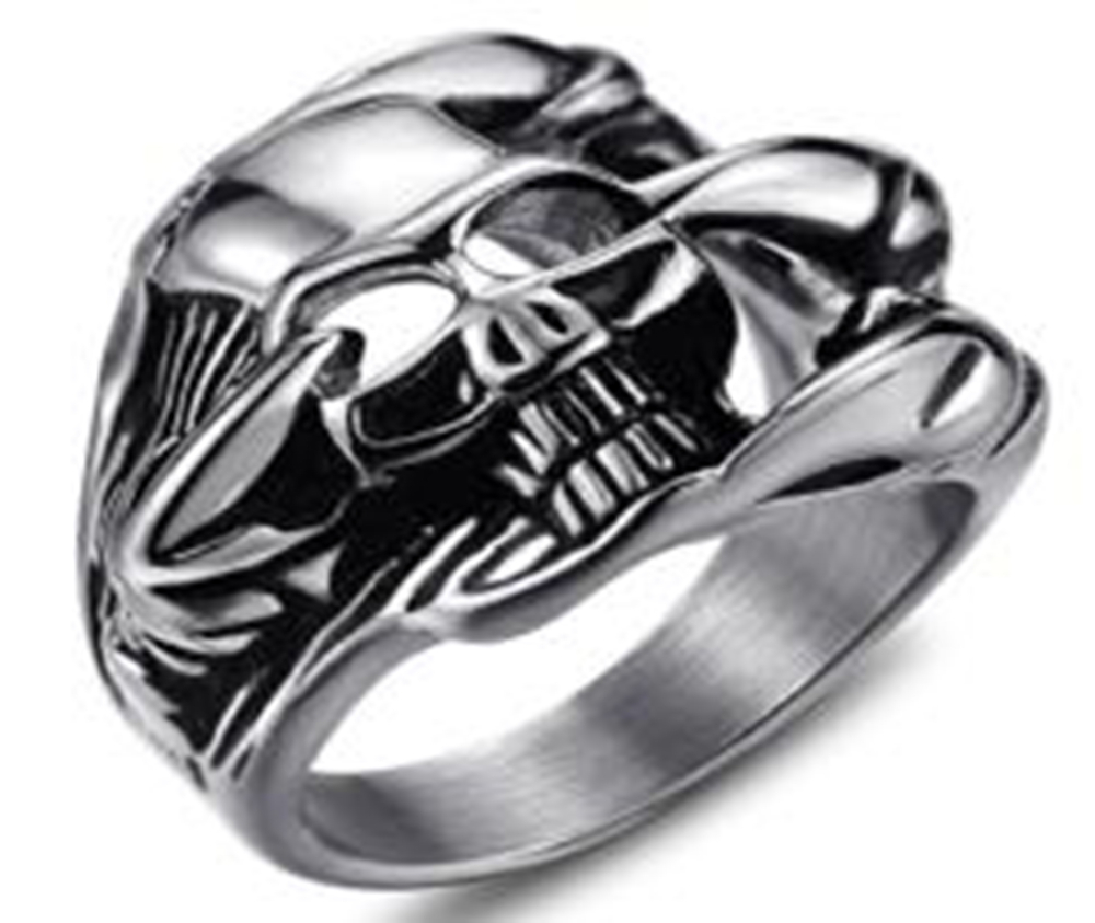 r105-stainless-steel-skull-vador-biker-ring-product-detail-image