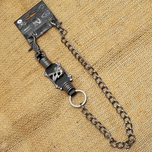 wa-wc7035-wallet-chain-with-a-skull-metal-rings-an-product-detail-image