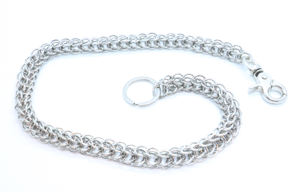 wc17612-27-wallet-chain-chrome-product-detail-image