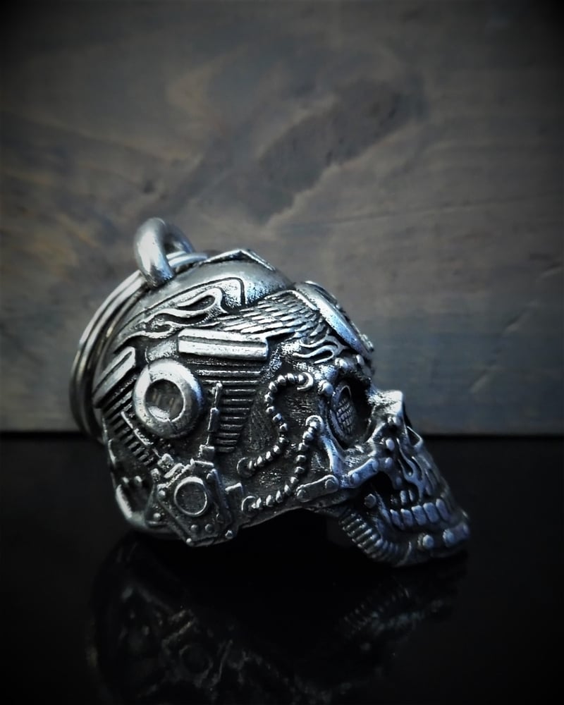 bb-111-motorhead-skull-bell-product-detail-image