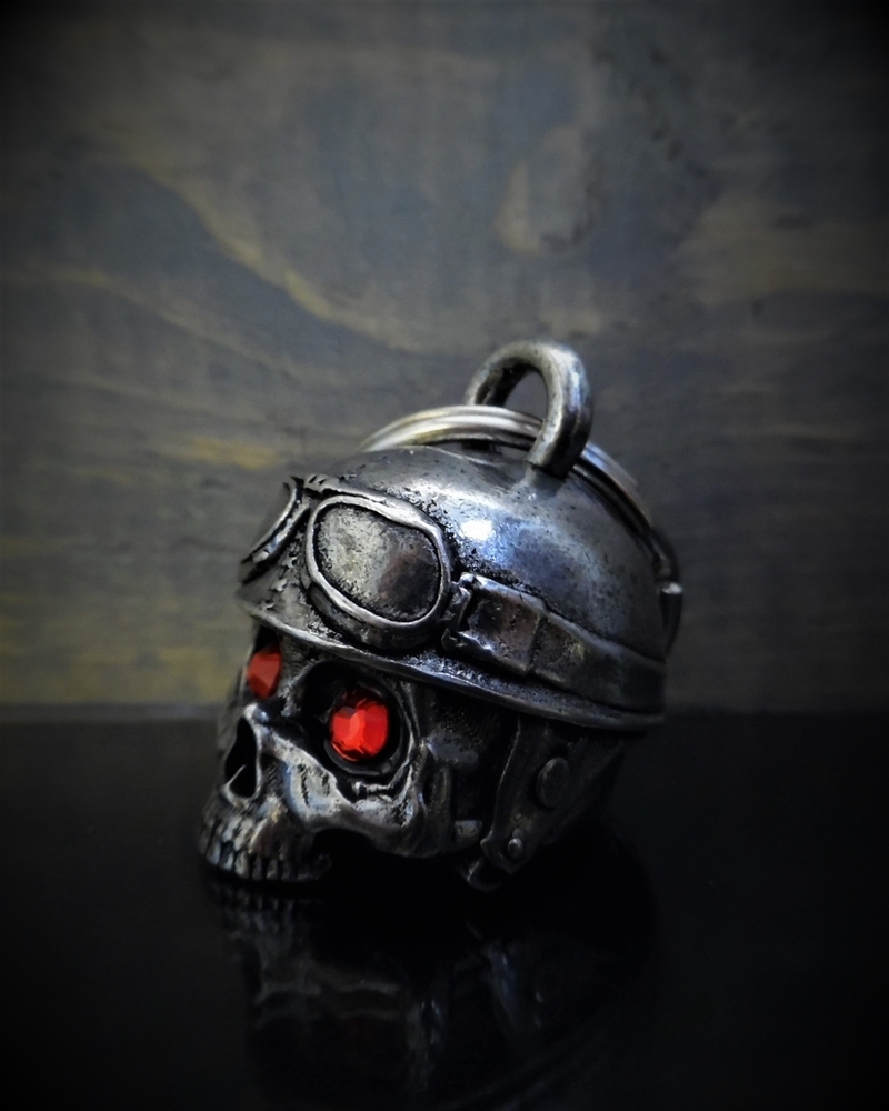 bb-76-motorcycle-helmet-skull-diamond-bell-product-detail-image