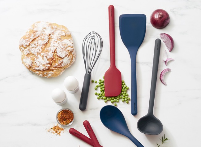 Platinum Silicone Sauté Spoon | Navy info card
