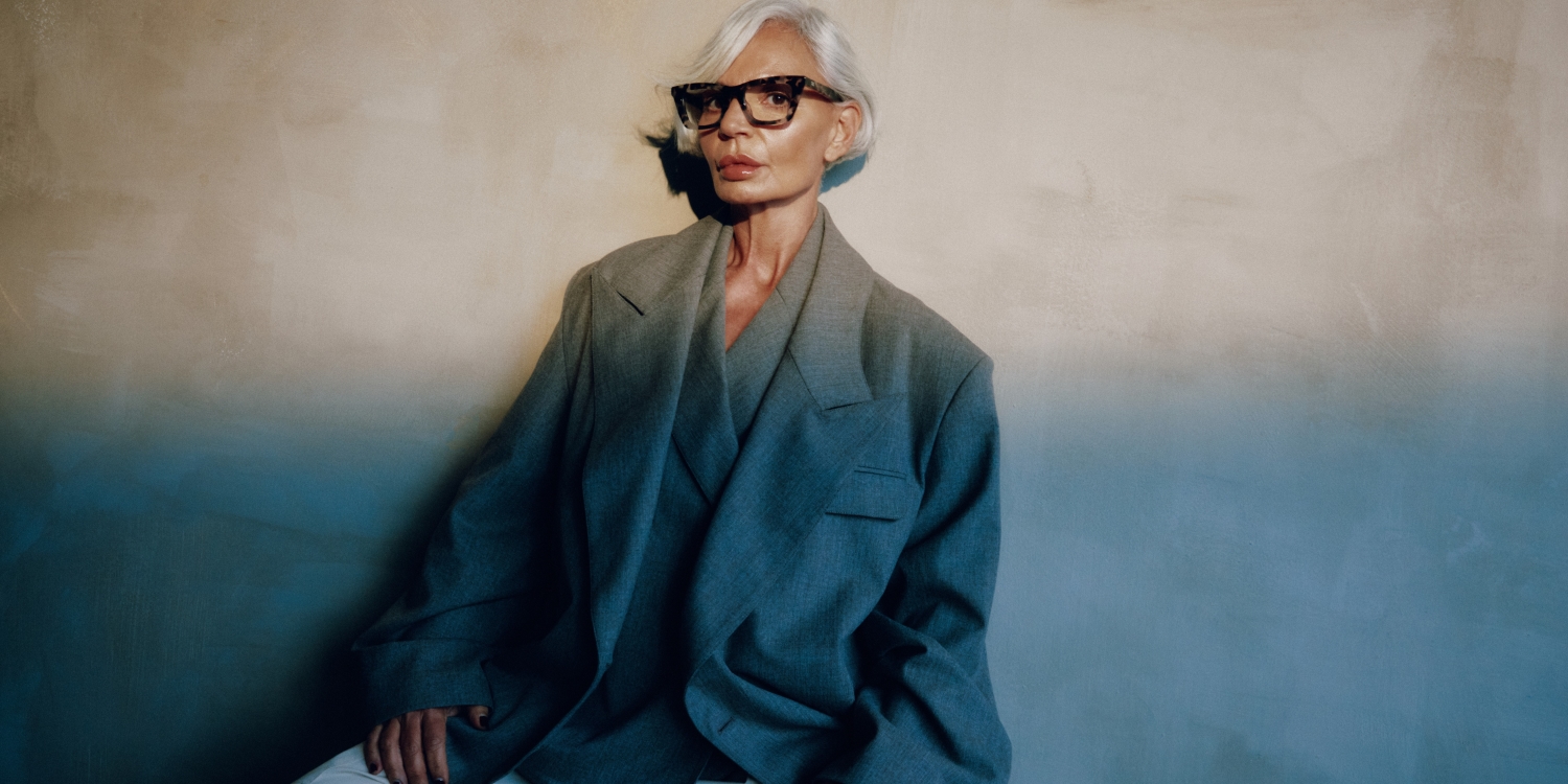 Photo Details of Manu Blue Light Brown Tortoise Blue Light Glasses in a room