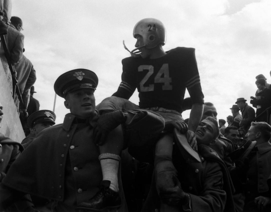 MILITARY SHORTS /  GO ARMY! Gallery Image 1