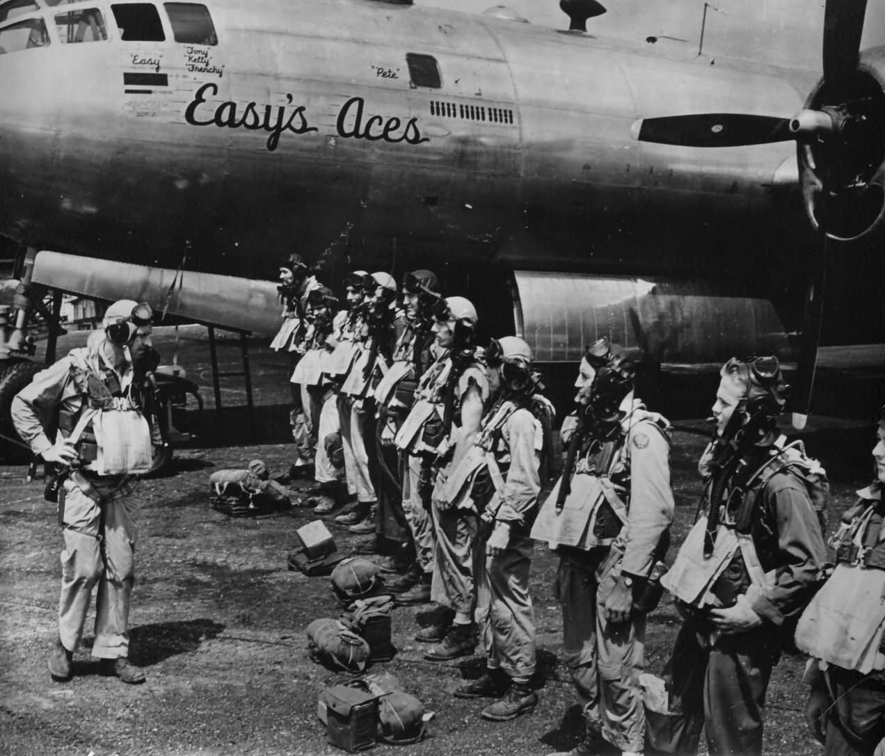 TYPE C-1 VEST, EMERGENCY SUSTENANCE Gallery Image 1