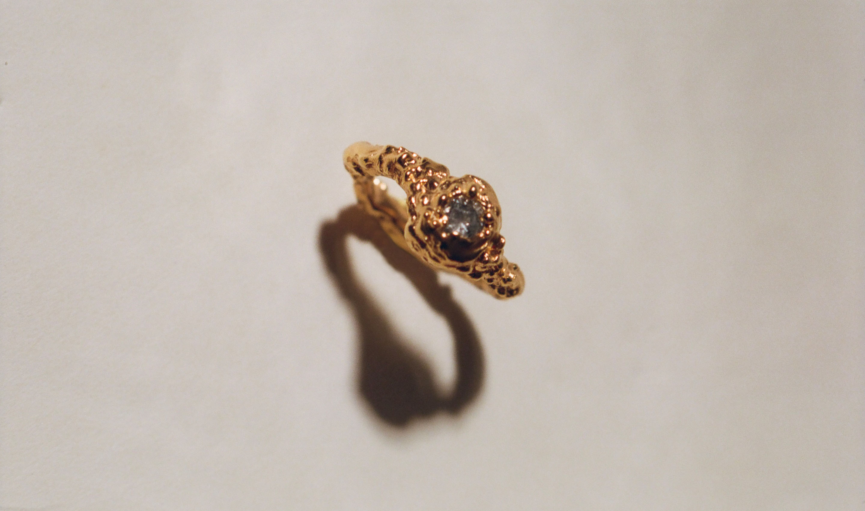 Diamond and solid gold engagement ring by Alighieri.