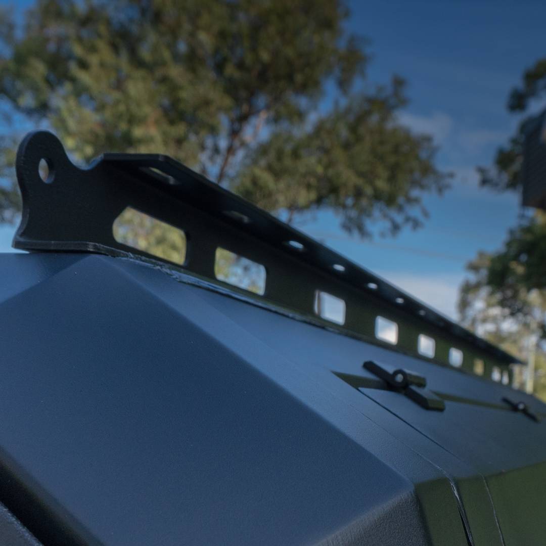 ROOF RACKS