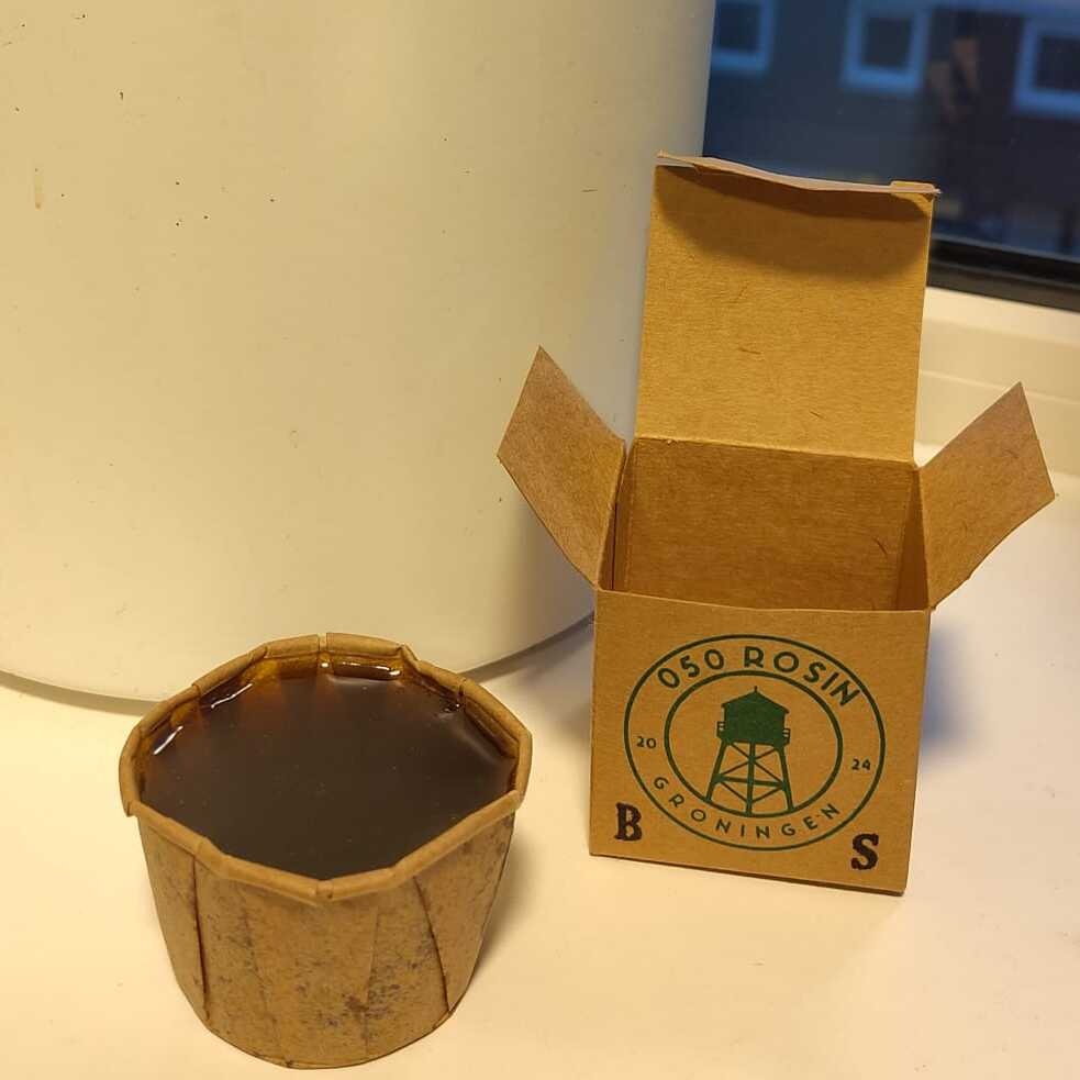 050 Bass Rosin in action