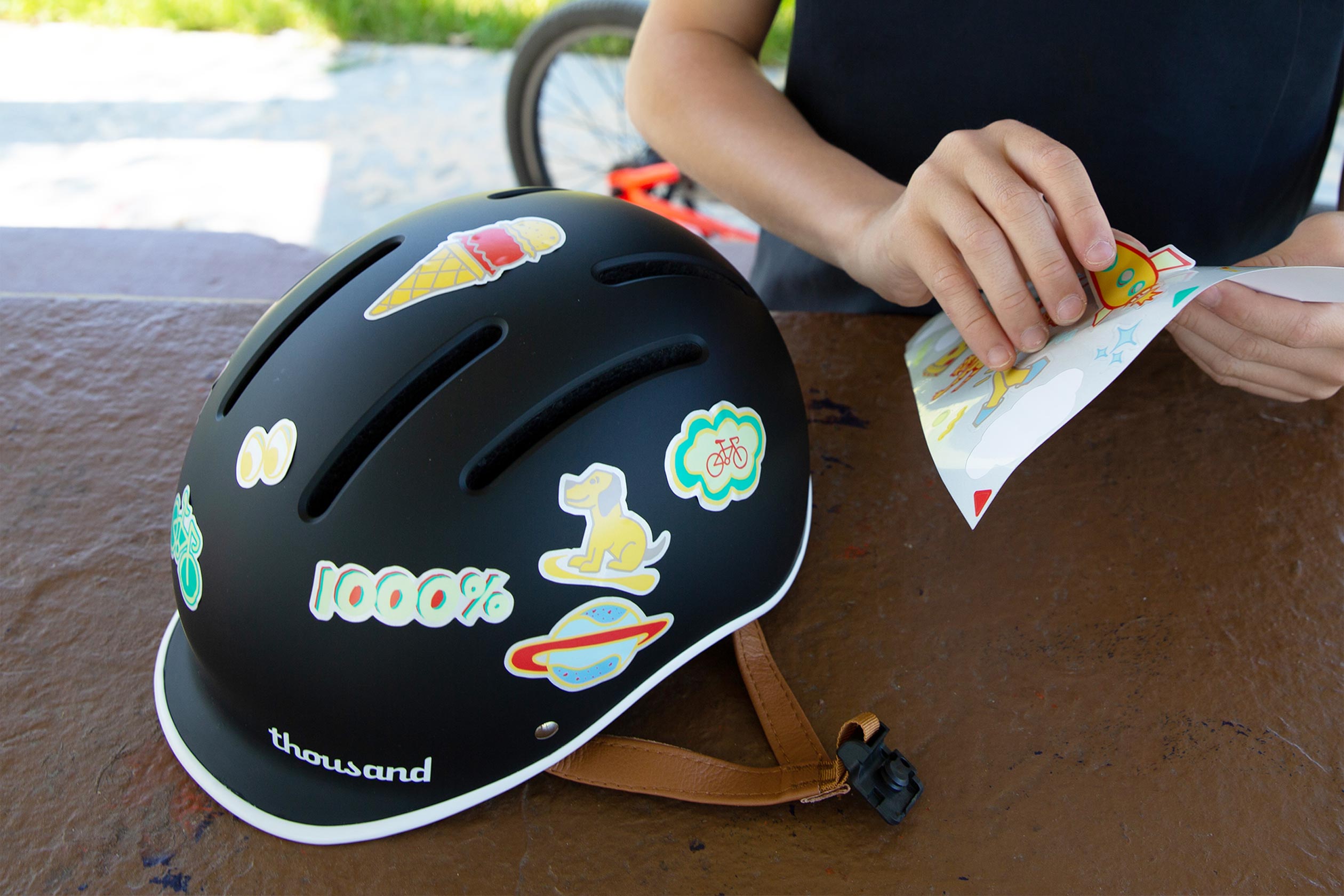 Thousand Jr. Kids Helmet, Carbon Black