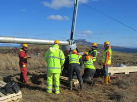 Isle of Muck installing Britwind turbine