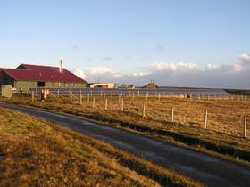 Foula PV array and school