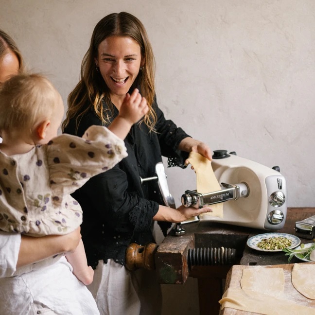 Make pasta with the family