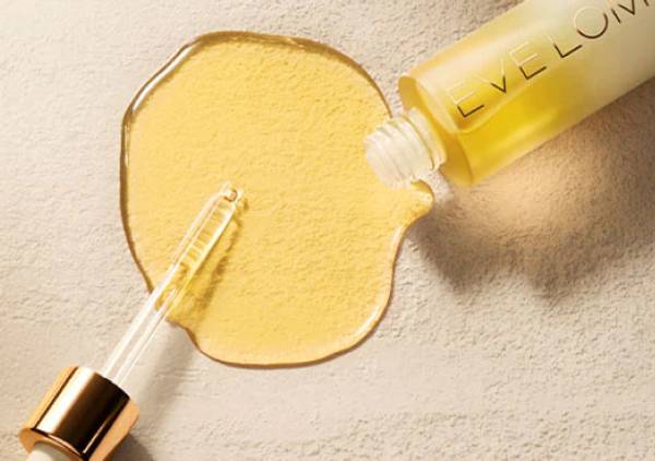 <p>Vitamin Skincare: A Guide On How They Help Your Skin</p>