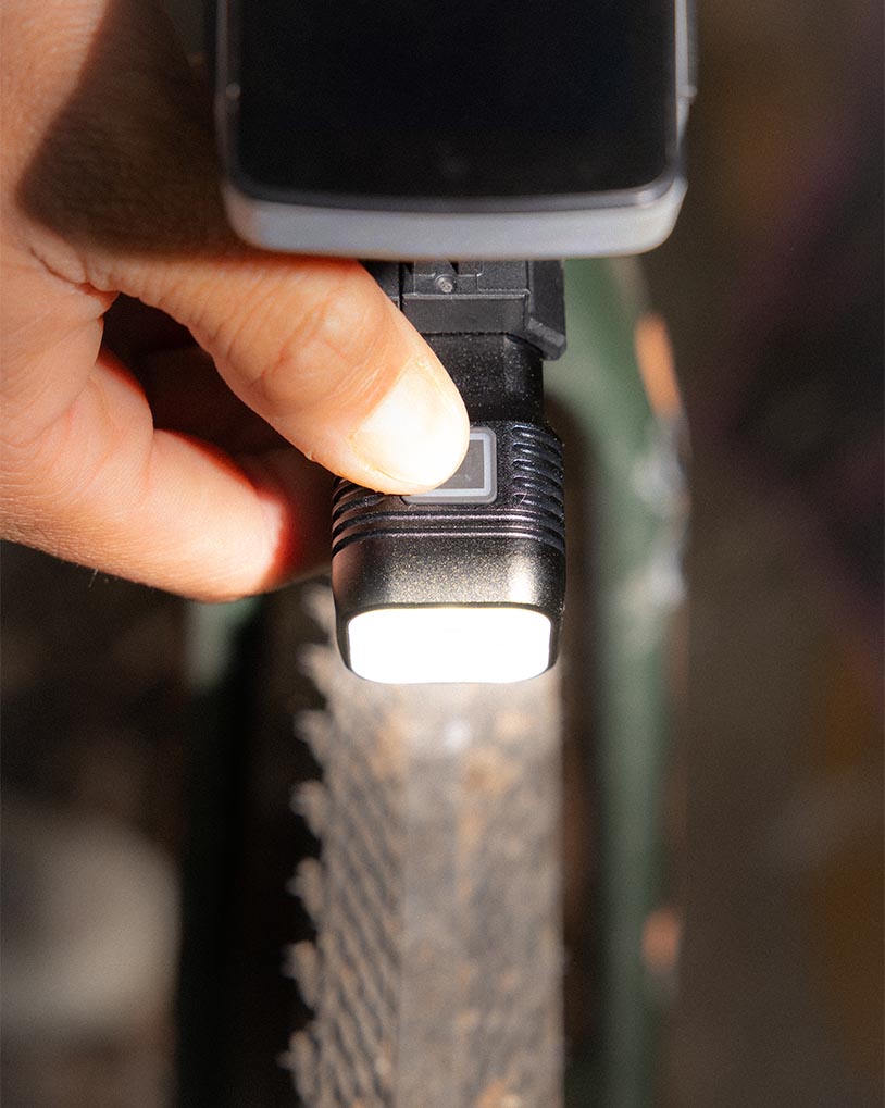 Blinder 1400 Front Bike Light | USB-C Rechargeable | Knog