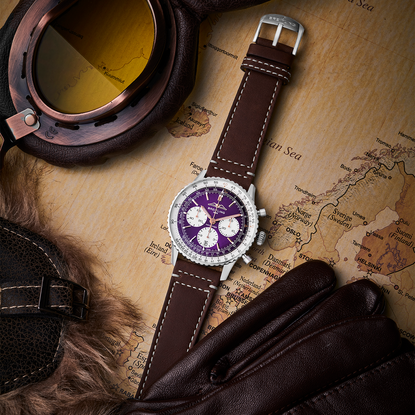 Breitling Navitimer B01 43 Cortina Watch Exclusive