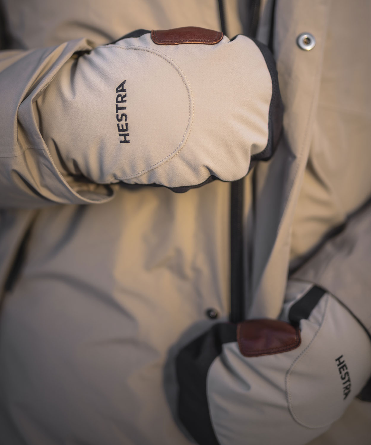 CZone Mellow Mitt