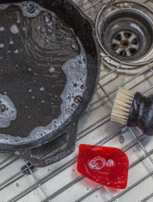 How to Fry an Egg in a Cast Iron Skillet
