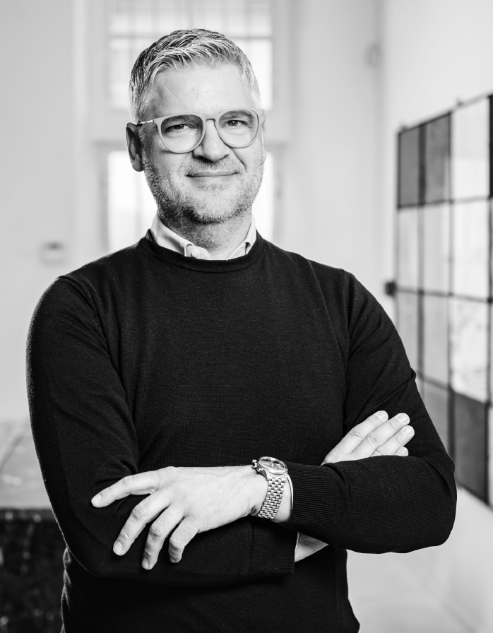 STUDIOTWENTYSEVEN_Sauro Melchiorri Portrait.png